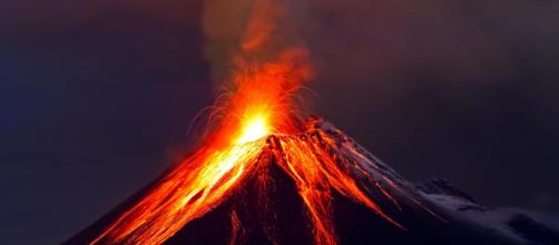 Quanto è alto il Vesuvio l'unico vulcano attivo in Europa?